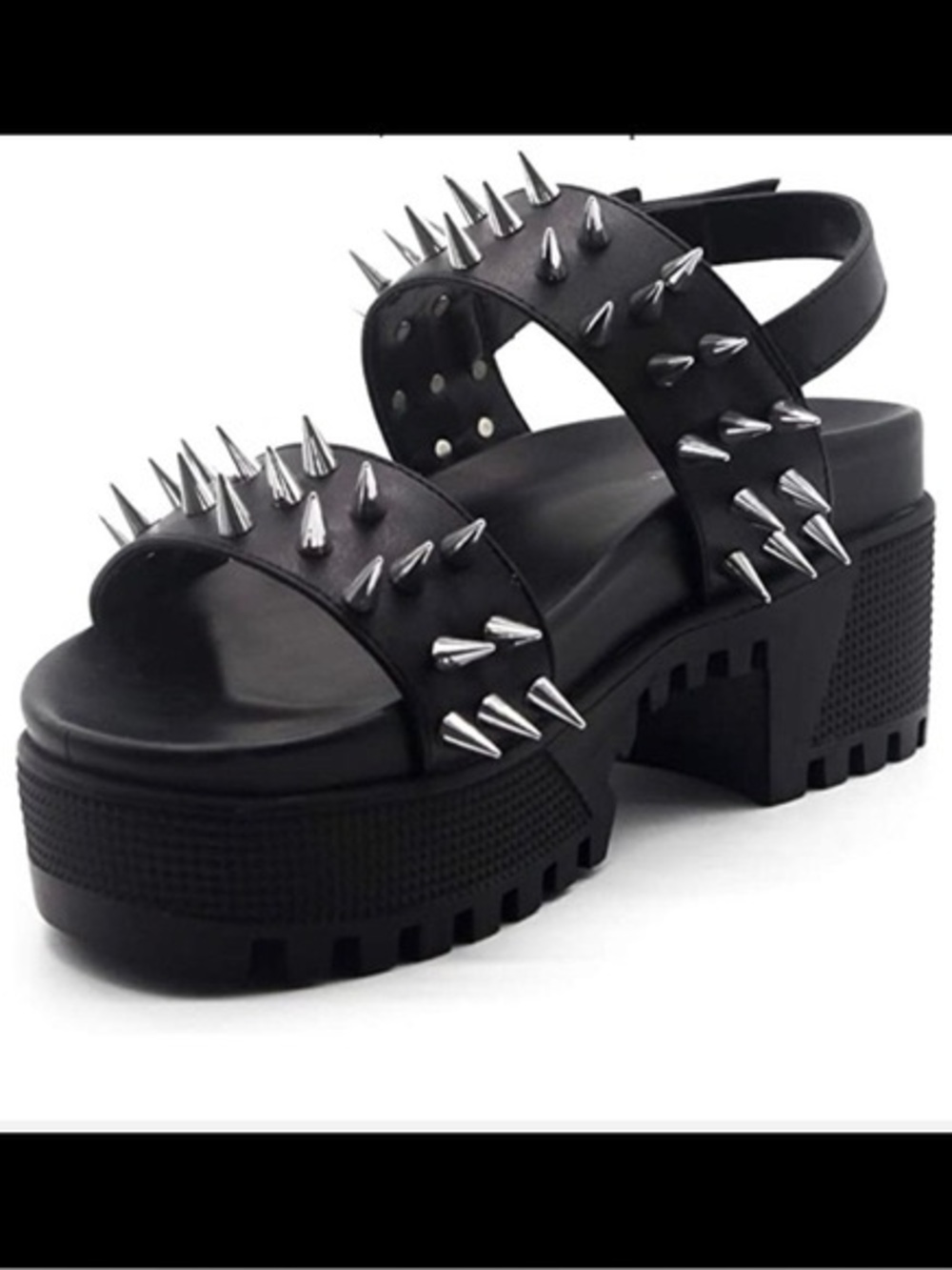 NWT! Cape Robbin Dominica Black Spiked Platform Sandals size 11